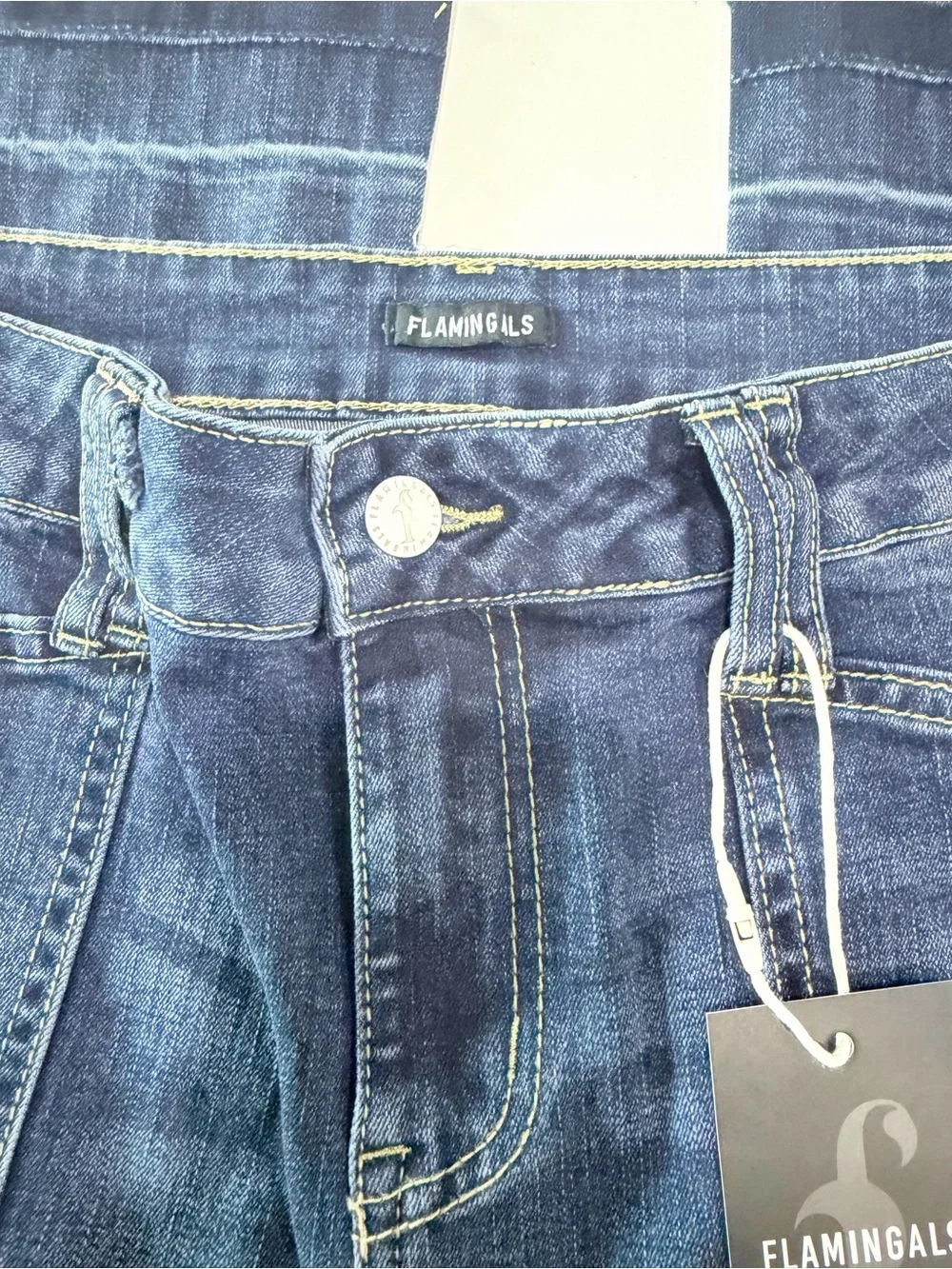 Women's wide straight leg midrise baggy pocket denim jeans. Size medium. - Picture 6 of 9